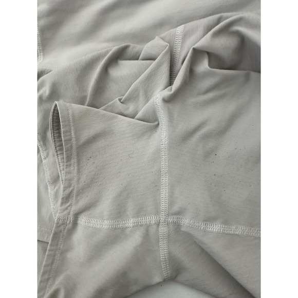 Lululemon Speed Up Shorts Light Gray Womens Size 4 Tall Gym Yoga Running - Picture 7 of 7